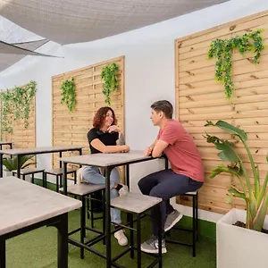 Casa Barcelo Camp Nou Barcelona Albergue