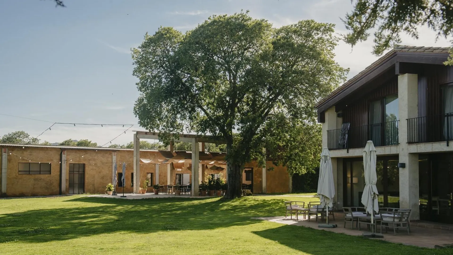 Mas Pere Pau Hotel Besalu Spain