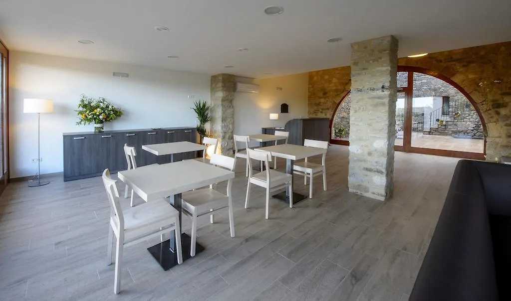 Mas Pere Pau Hotel Besalu Spain